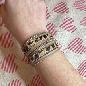 Stylish Gold and Black Women's Bracelet